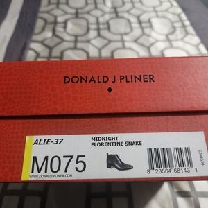 Donald J. Pliner Midnight Florentine Snake Women's Shoes